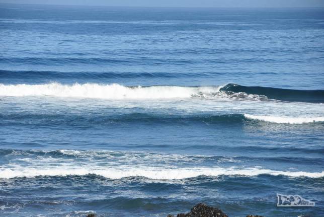 O majestoso Oceano Pacífico em Pichilemu, no litoral central do Chile